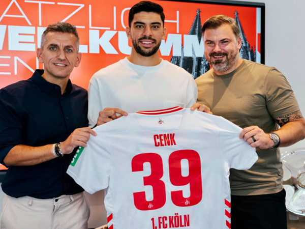 FC Koln Resmi Boyong Cenk Ozkacar dari FC Valencia