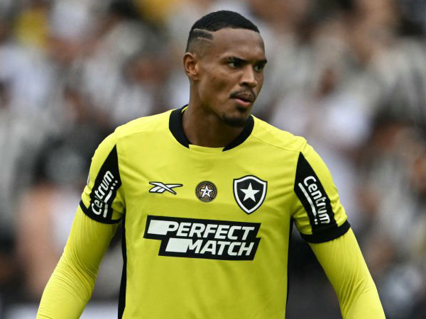 West Ham United Semakin Dekat Dapatkan John Victor